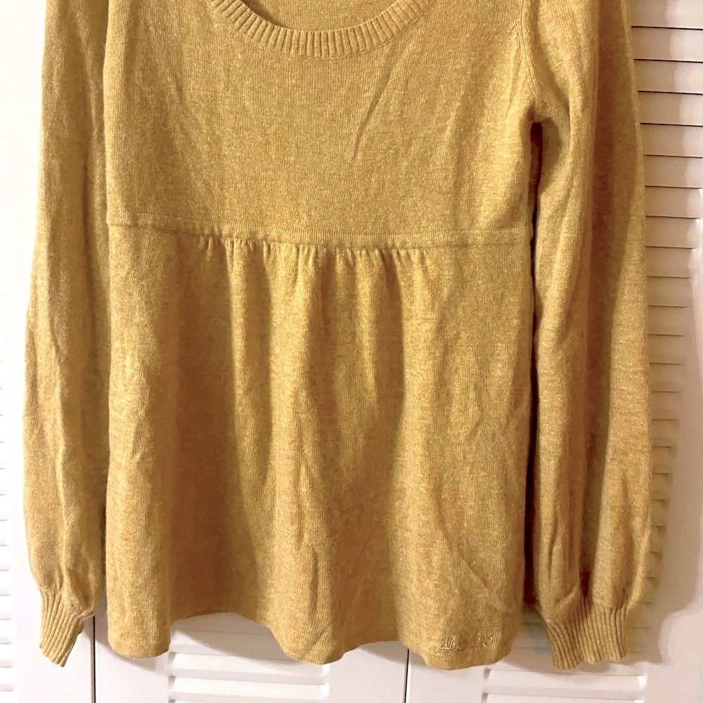 NWOT BCBG MaxAzria Crewneck Sweater, Neutral, Angora, Wool, Sz L, Peasant top - Picture 7 of 15
